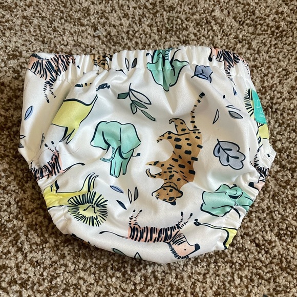 Pampers Pure Hybrid Reusable Cloth Diaper Cover, One Size - Jungle print - Picture 4 of 6